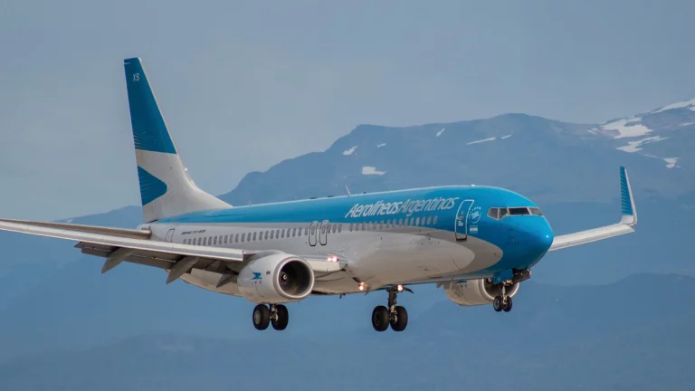 Aerolíneas Argentinas deja de volar a la ciudad de Nueva York desde agosto