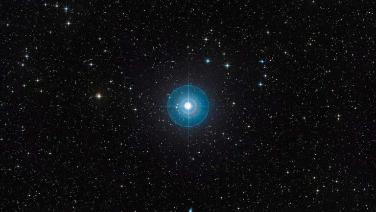 Unos astrónomos captaron impactante colisión de asteroides en Beta Pictoris registrada por el Telescopio Espacial Webb