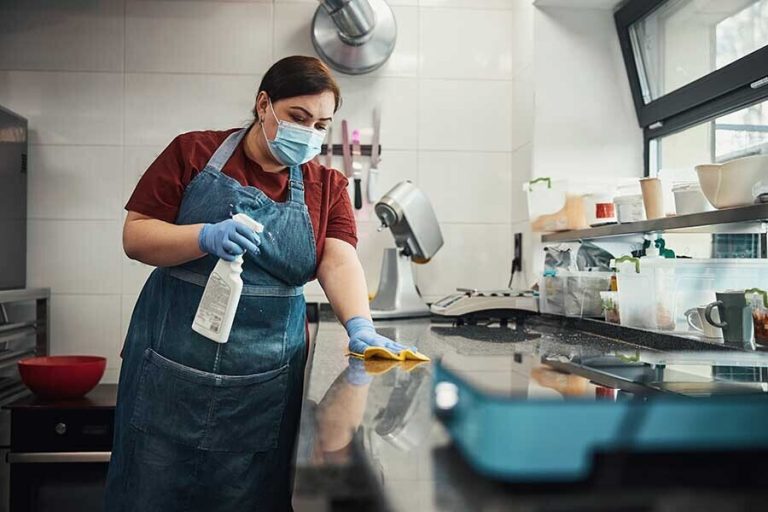 Cinco tips para evitar que tu cocina se llene de grasa